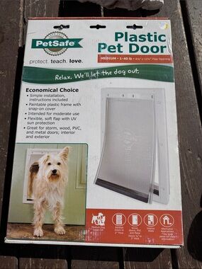 PetSafe Plastic Pet Door medium